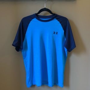 UA Loose fit Navy and Teal Shirt